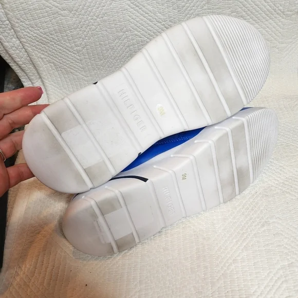 Tommy Hilfiger Blue Fina Slip On Sneakers Women's Size 9 New - Picture 14 of 17